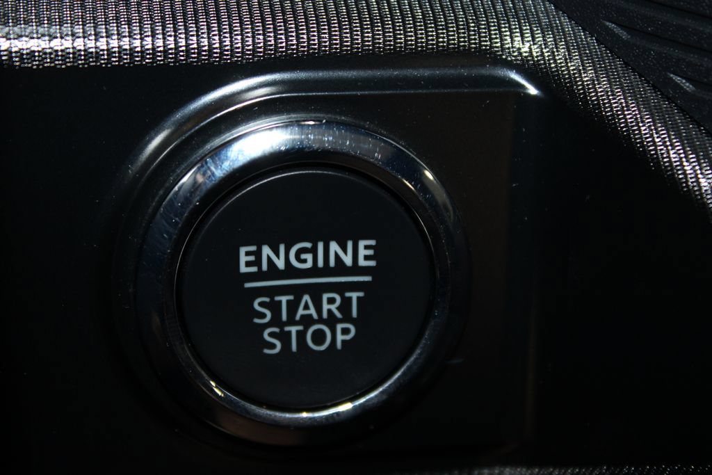 Used 2024 Ford F150 Raptor AWD/4WD image 46