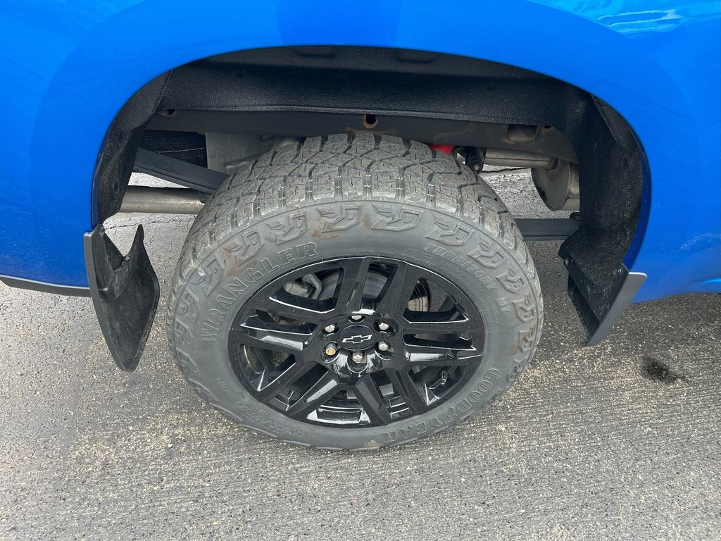 Certified 2023 Chevrolet Silverado 1500 LT Trail Boss w/ LPO, Dark Essentials Package image 14