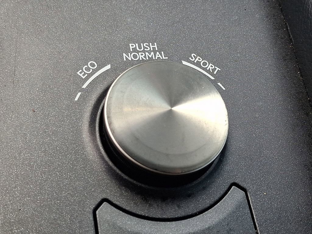 Used 2015 Lexus IS 250 AWD w/ F-Sport Package image 25