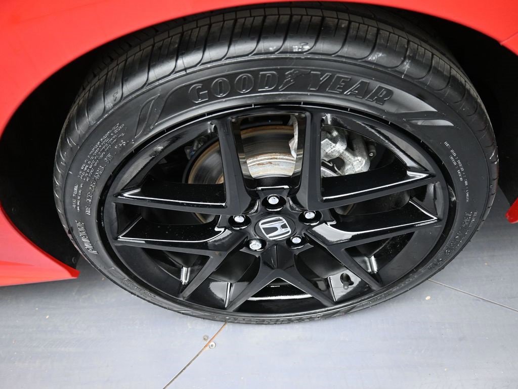 Certified 2025 Honda Civic Sport image 15