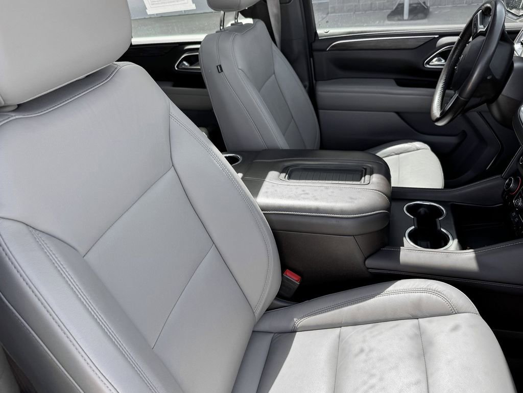 Used 2021 Chevrolet Tahoe Z71 w/ Z71 Signature Package AWD/4WD image 30