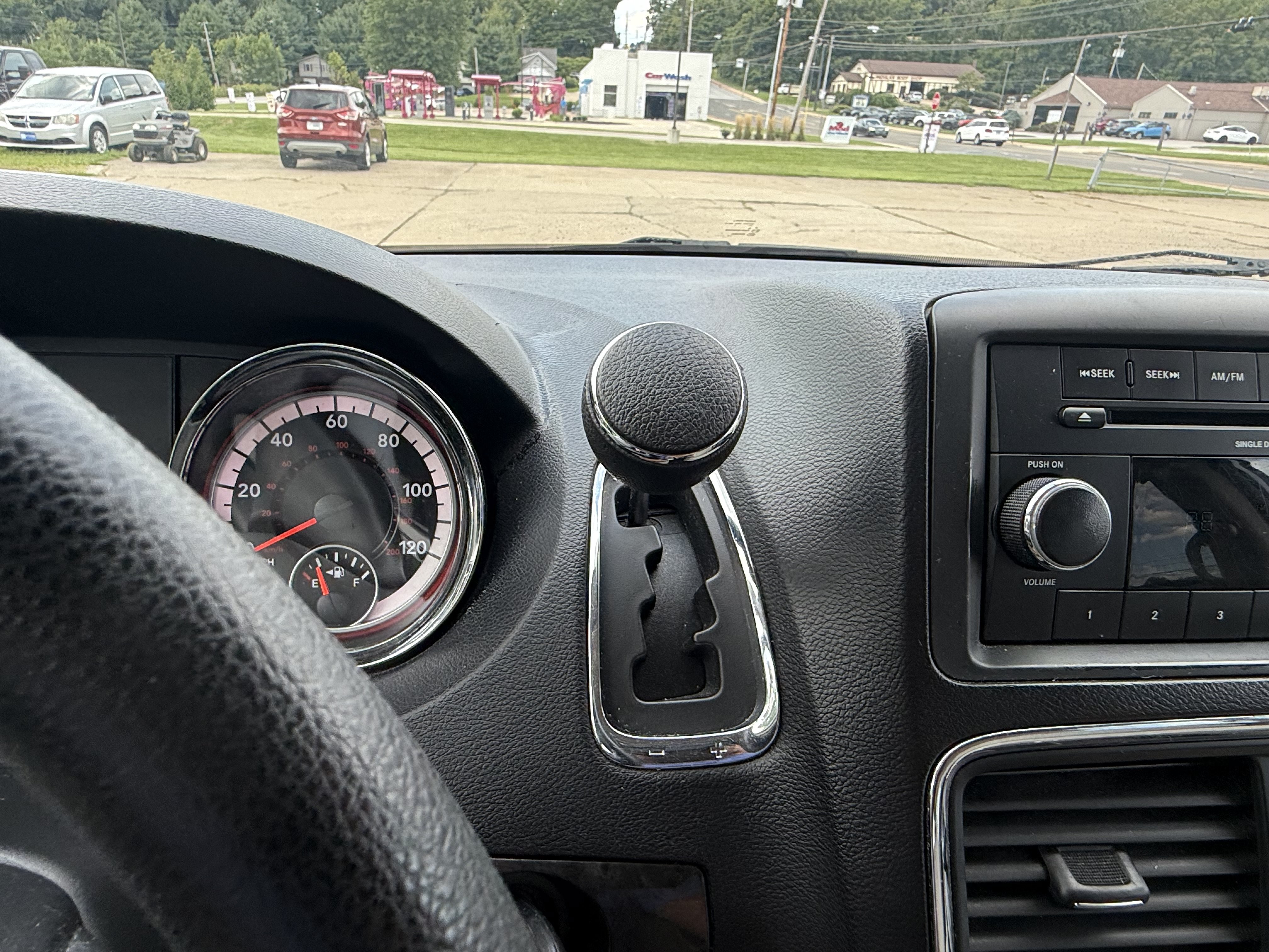 Used 2015 Dodge Grand Caravan SE w/ Quick Order Package 29E SE FWD image 20