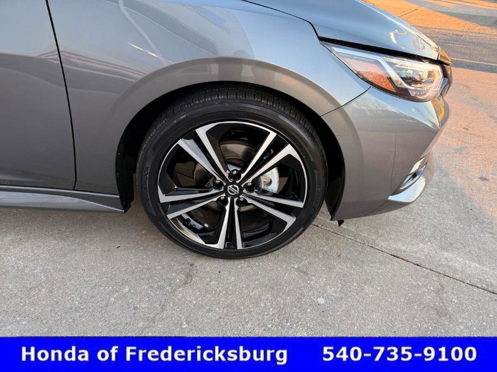 Used 2023 Nissan Sentra SR w/ SR Premium Package image 13