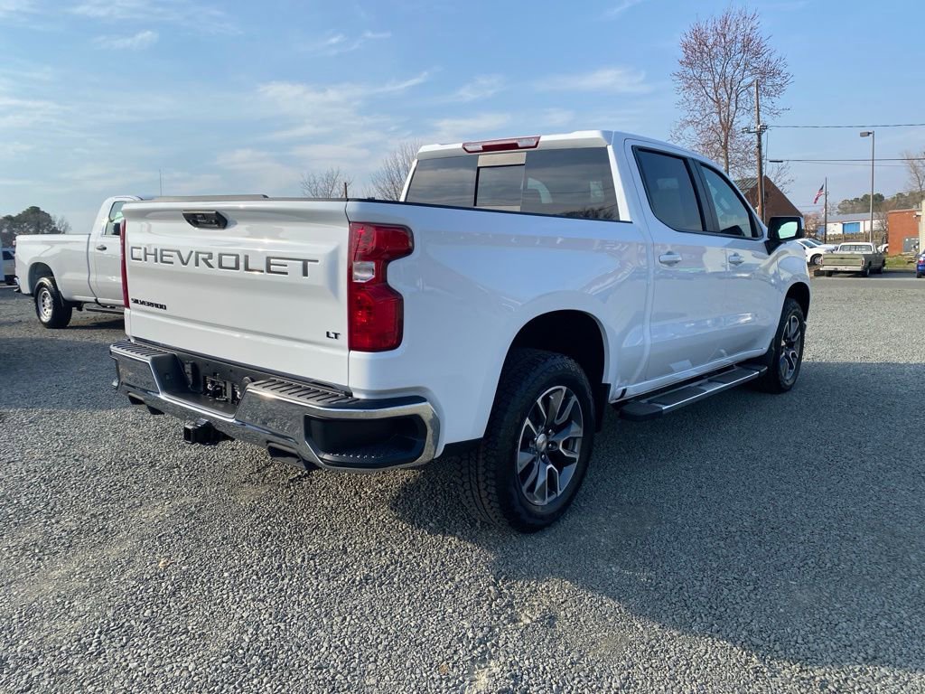 New 2025 Chevrolet Silverado 1500 LT image 3