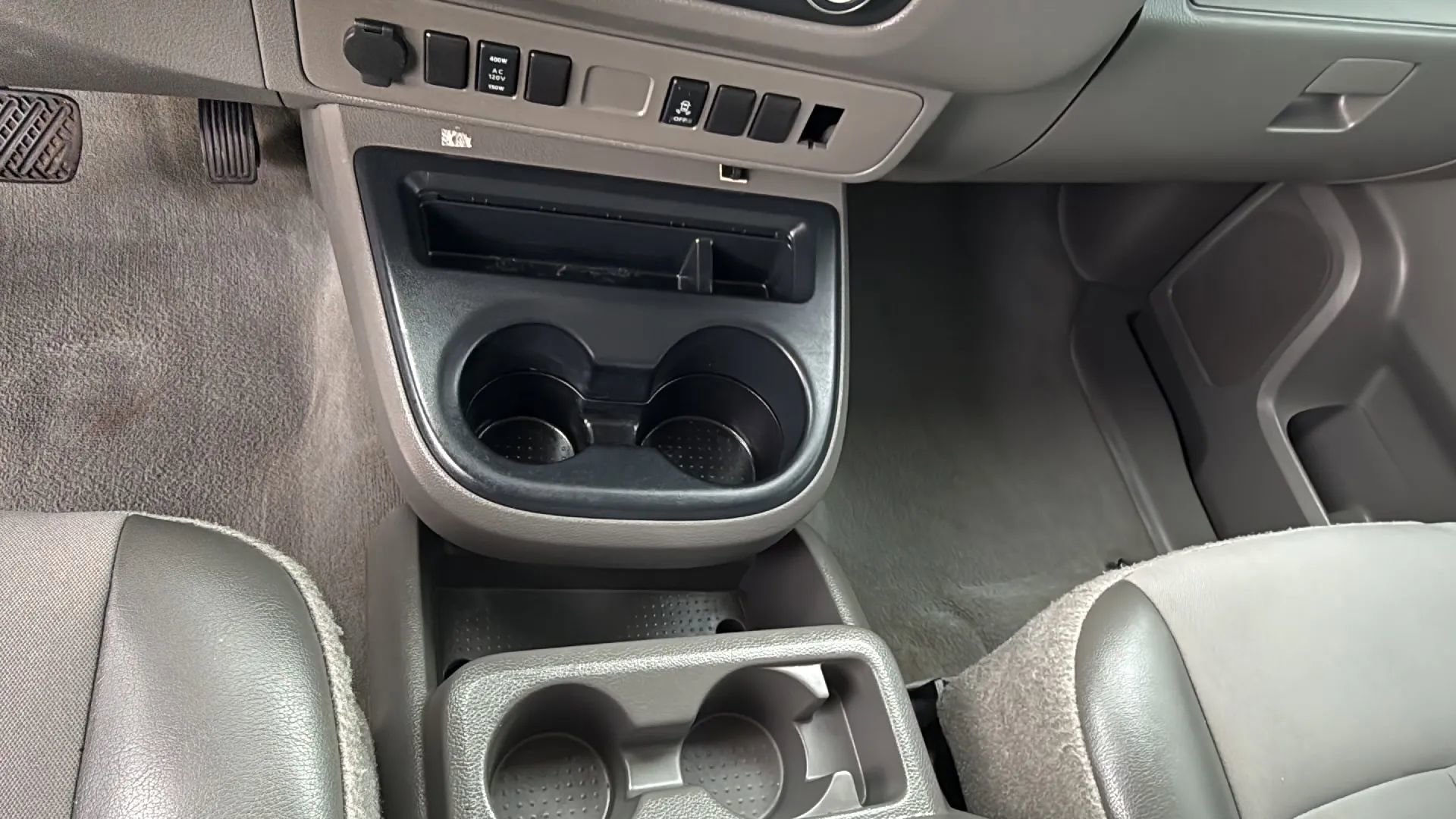 Used 2020 Nissan NV 3500 SV w/ Navigation Package image 11