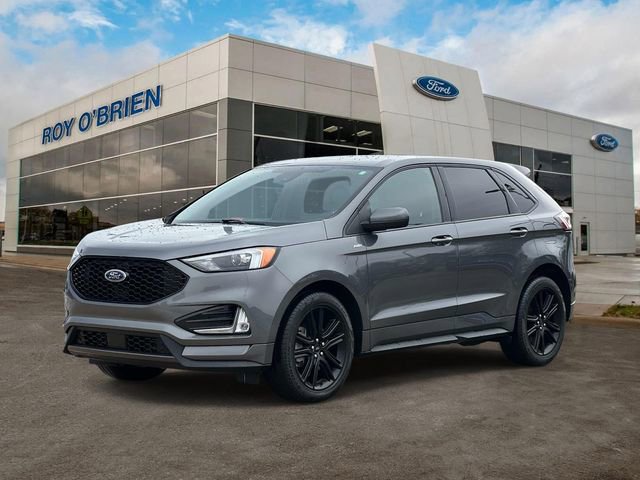 Used 2023 Ford Edge ST-Line w/ Class II Trailer Tow Package image 1
