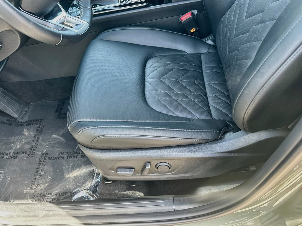 Certified 2025 Kia Sportage X-Line w/ Premium Package AWD/4WD image 19