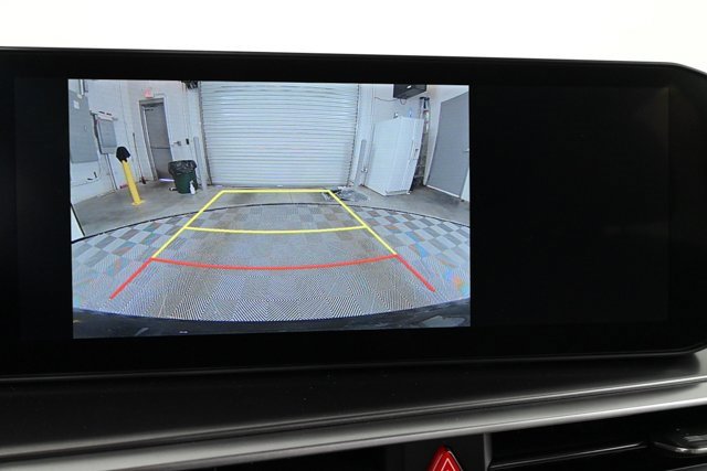 New 2025 Kia Sorento S image 4