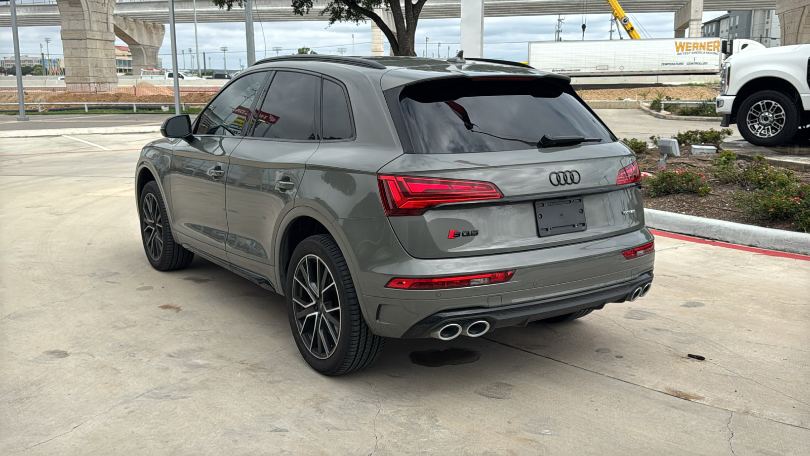 Used 2024 Audi SQ5 Premium Plus w/ Premium Plus Package AWD/4WD image 5