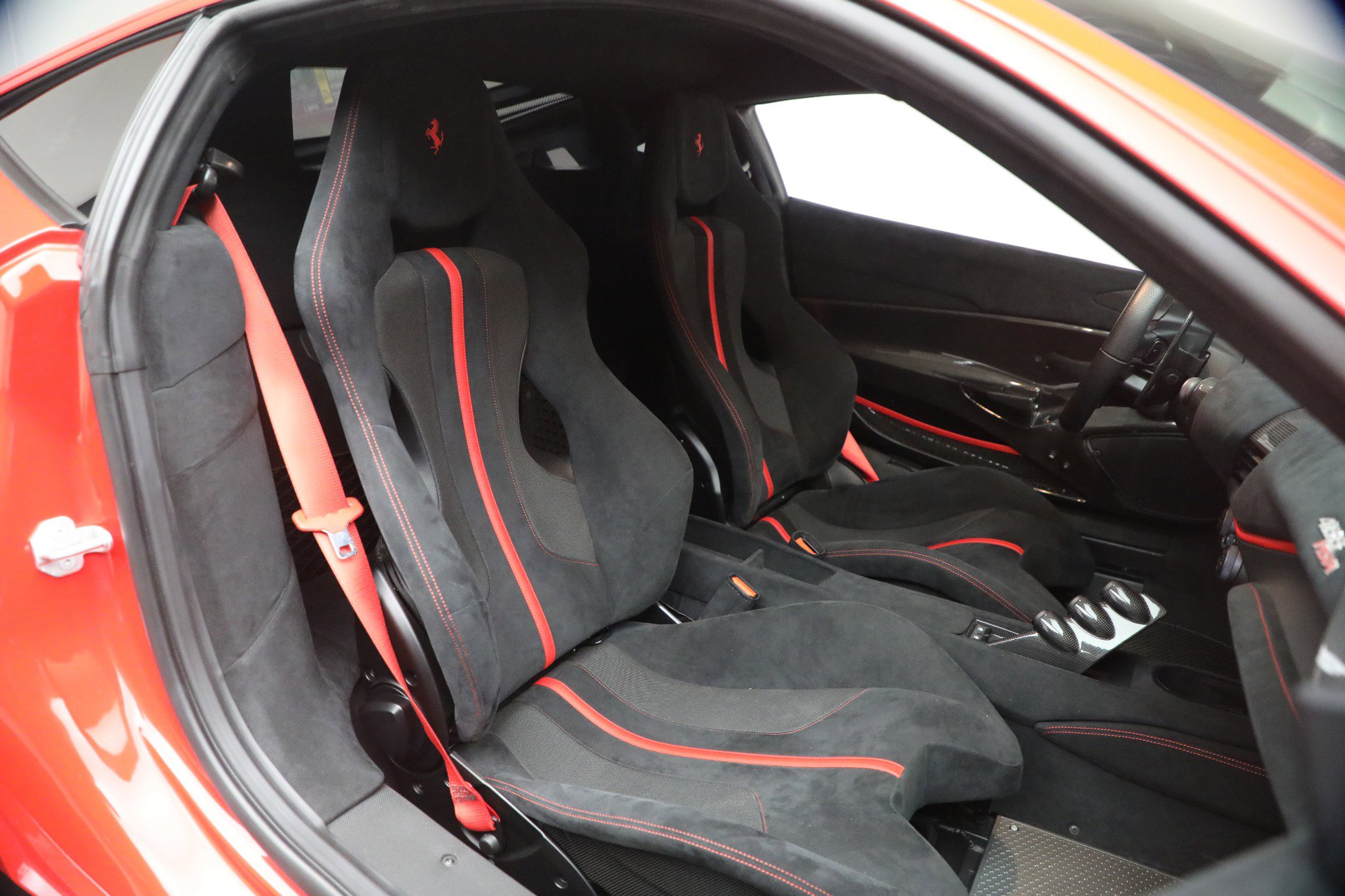 Certified 2019 Ferrari 488 Pista Coupe RWD image 17