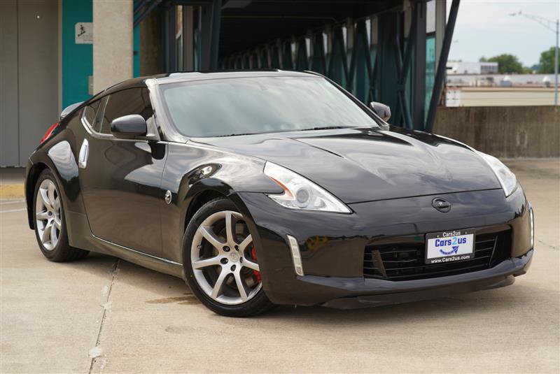 Used 2014 Nissan 370Z Touring w/ Sport Package RWD image 7