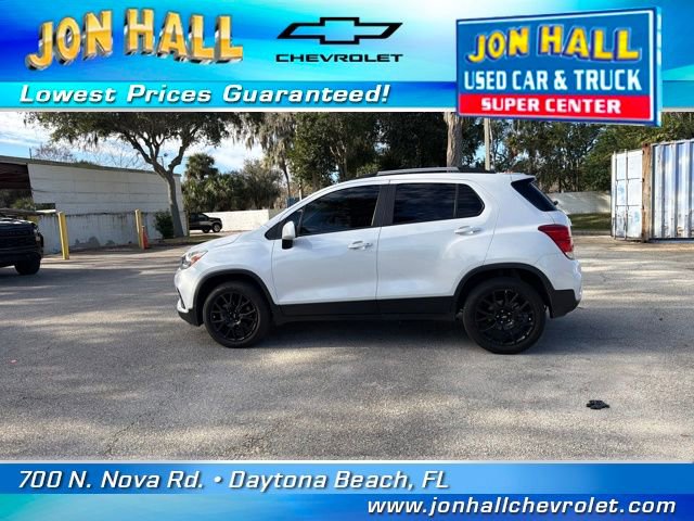 Used 2022 Chevrolet Trax LT w/ Driver Confidence Package image 5