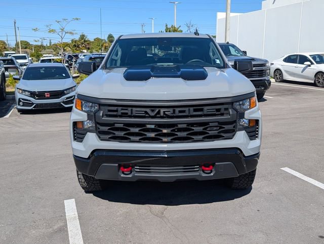 Certified 2024 Chevrolet Silverado 1500 Custom Trail Boss w/ LPO, Dark Essentials Package image 2
