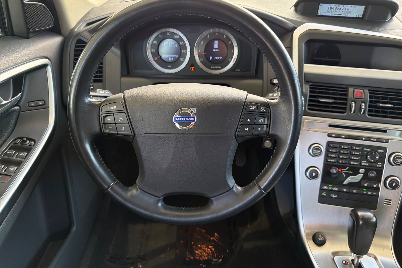 Used 2010 Volvo XC60 T6 AWD/4WD image 18