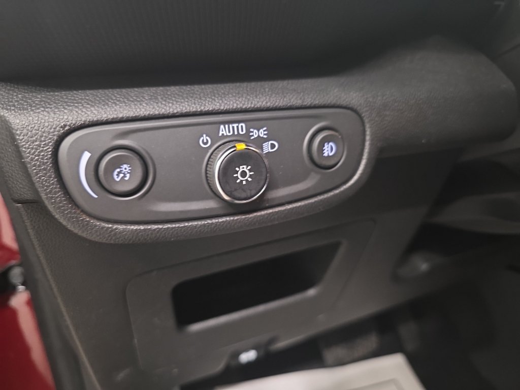 Used 2023 Chevrolet TrailBlazer RS AWD/4WD image 18