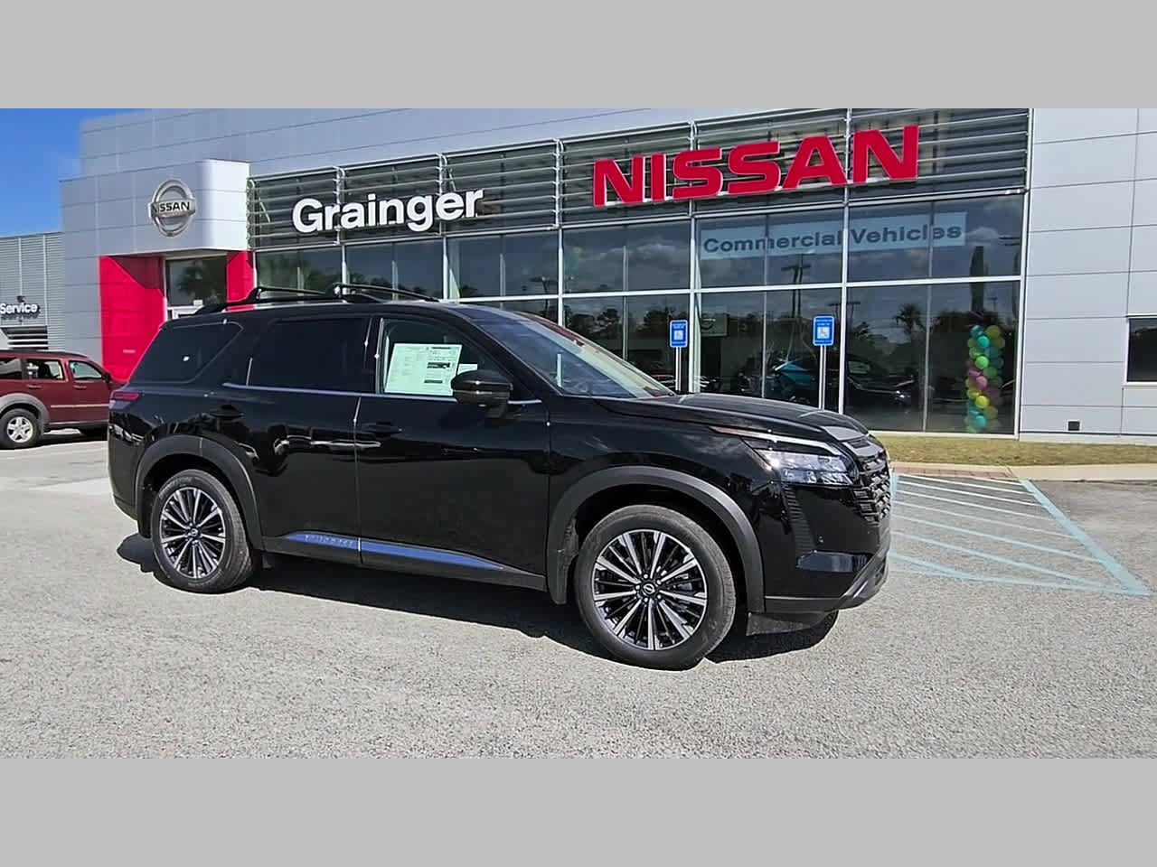 New 2026 Nissan Pathfinder Platinum FWD image 37