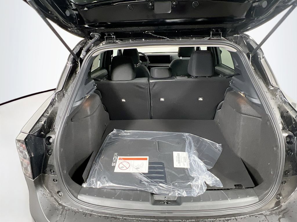 New 2026 Nissan Kicks SV w/ SV Premium Package image 24