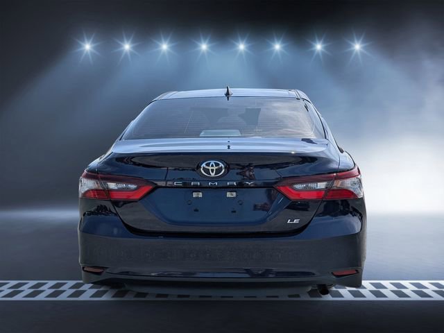 Used 2022 Toyota Camry LE image 4