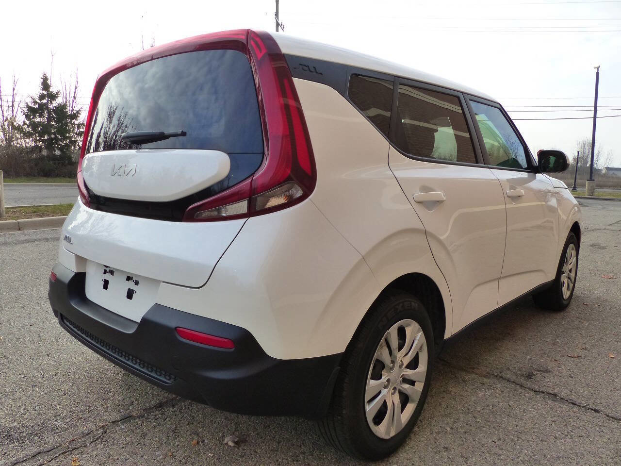 Used 2022 Kia Soul LX FWD image 10