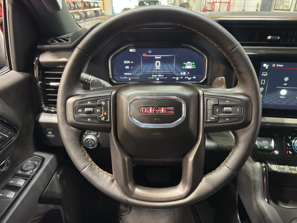 Used 2025 GMC Sierra 1500 AT4 w/ AT4 Premium Package AWD/4WD image 19