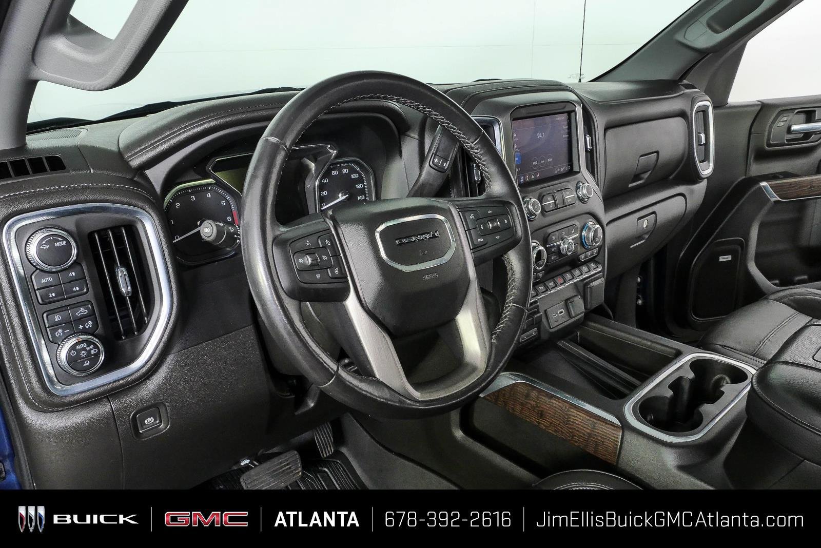 Certified 2022 GMC Sierra 1500 Denali w/ Denali Premium Package AWD/4WD image 4