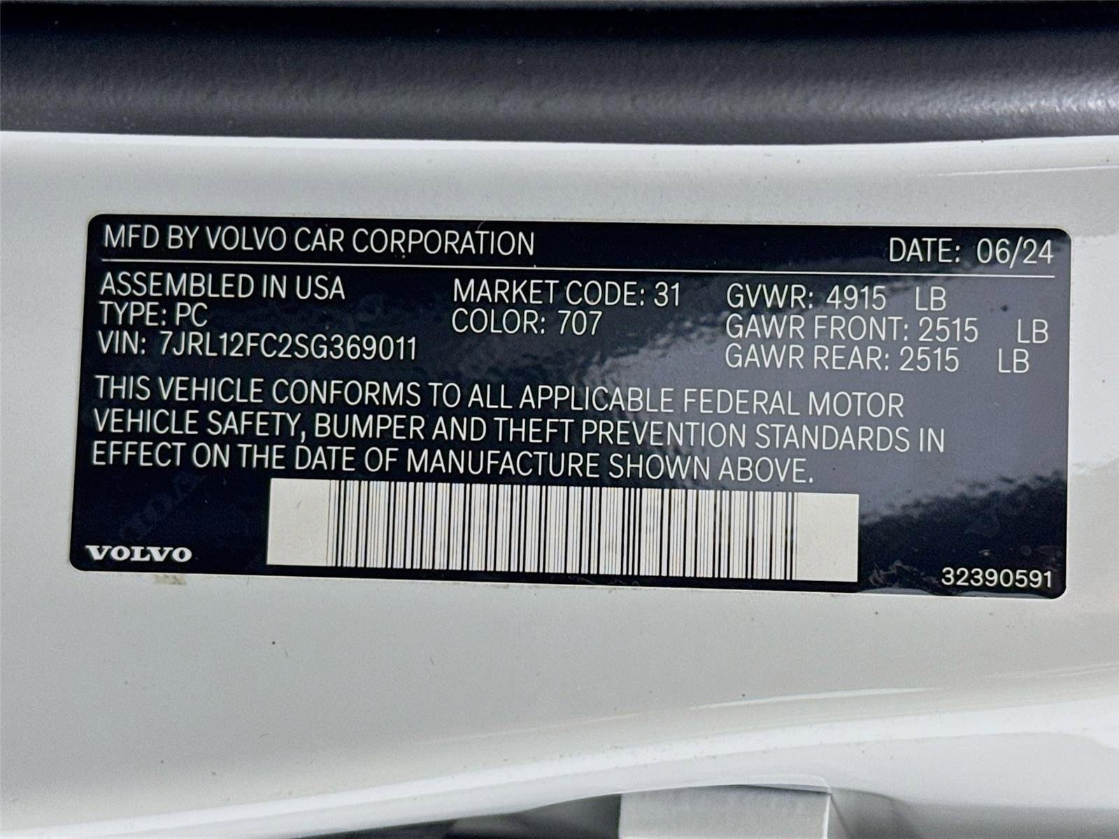 Used 2025 Volvo S60 B5 Plus FWD image 35