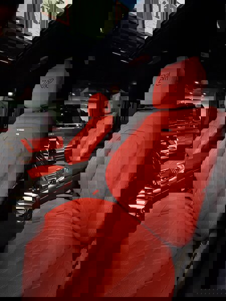 Used 2025 Mercedes-Benz G 63 AMG 4MATIC image 13