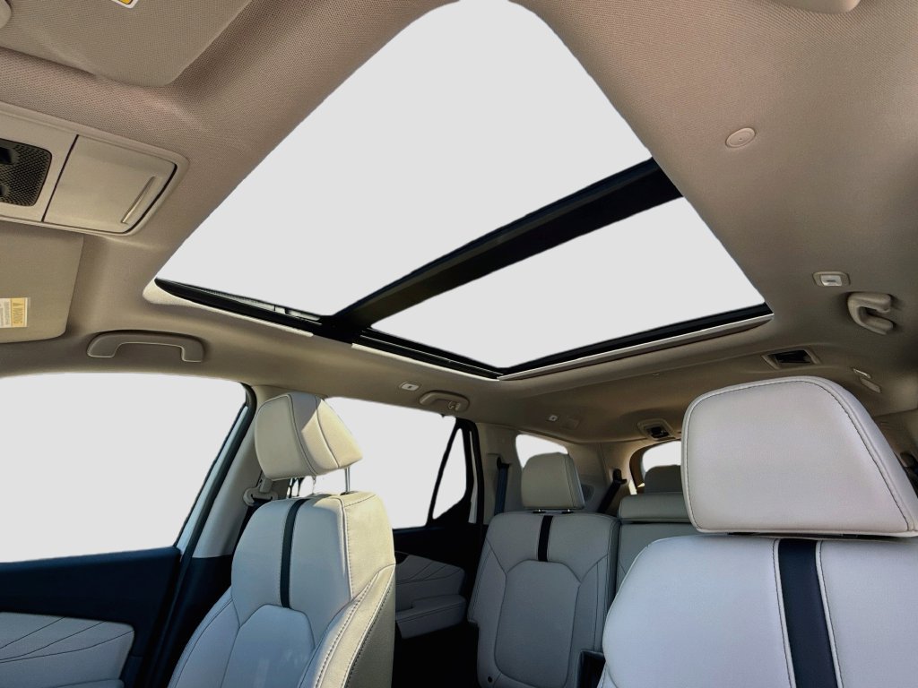 New 2026 Honda Pilot Touring image 17
