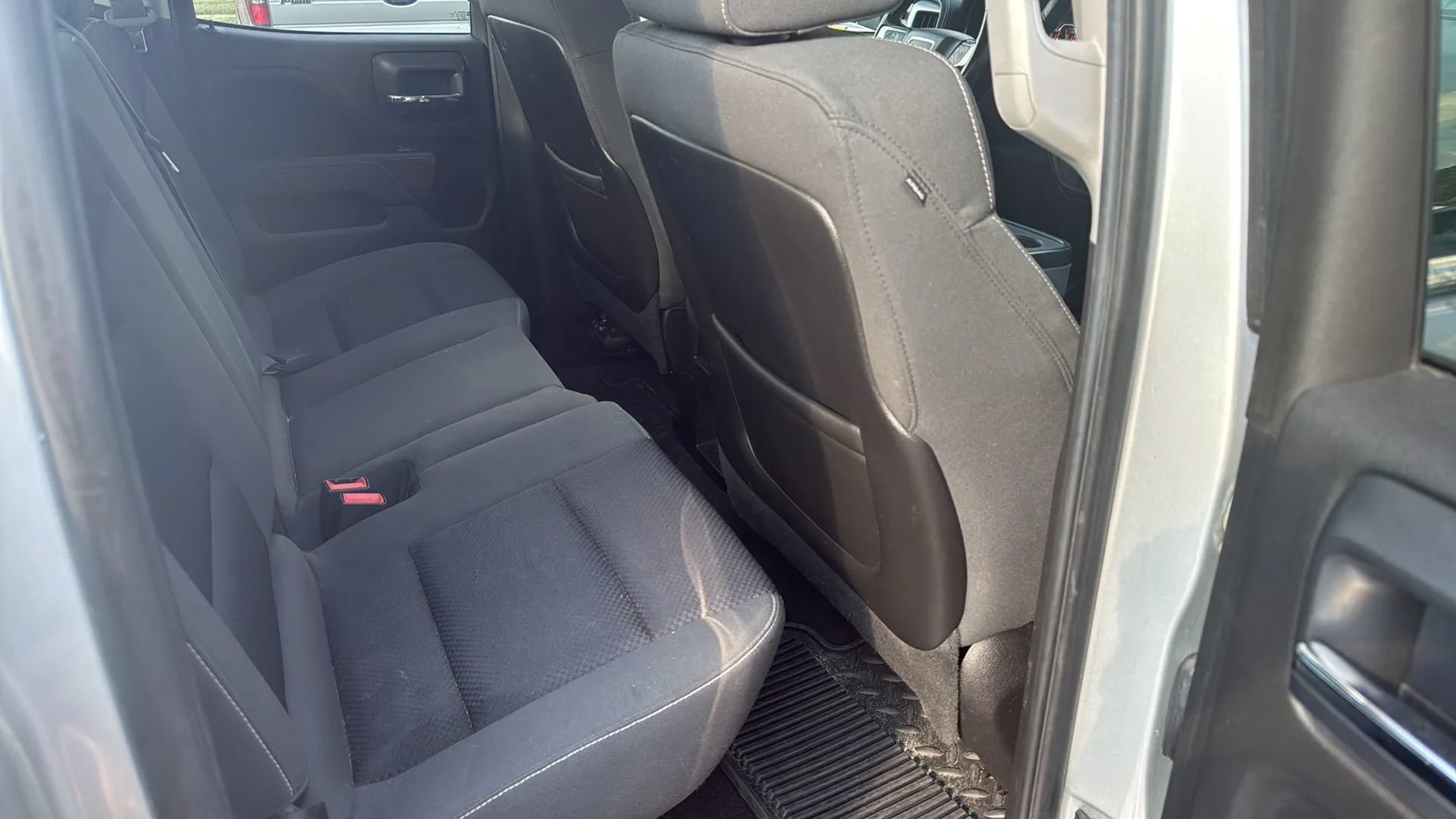 Used 2015 GMC Sierra 1500 SLE AWD/4WD image 16