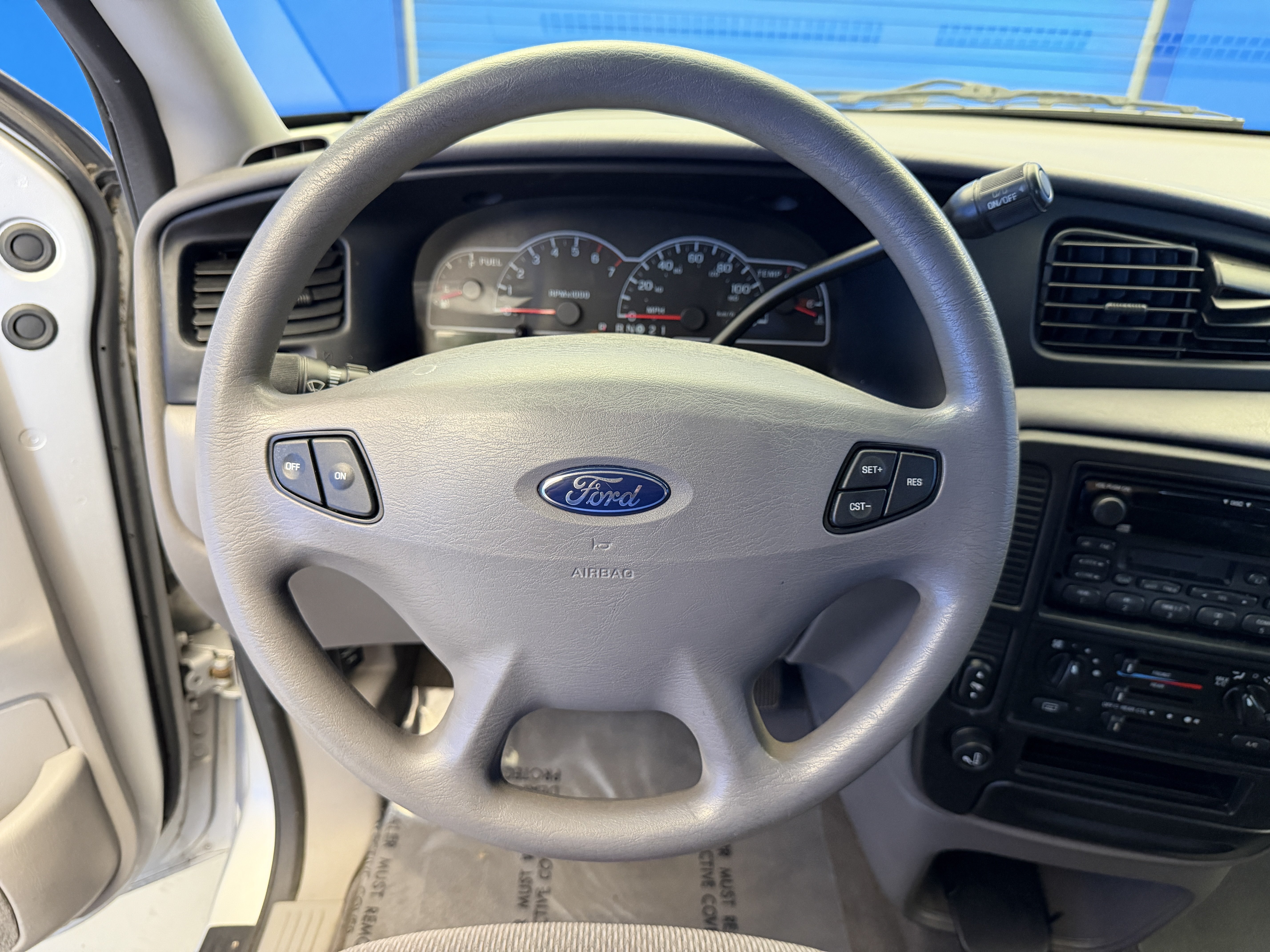 Used 2003 Ford Windstar LX FWD image 13
