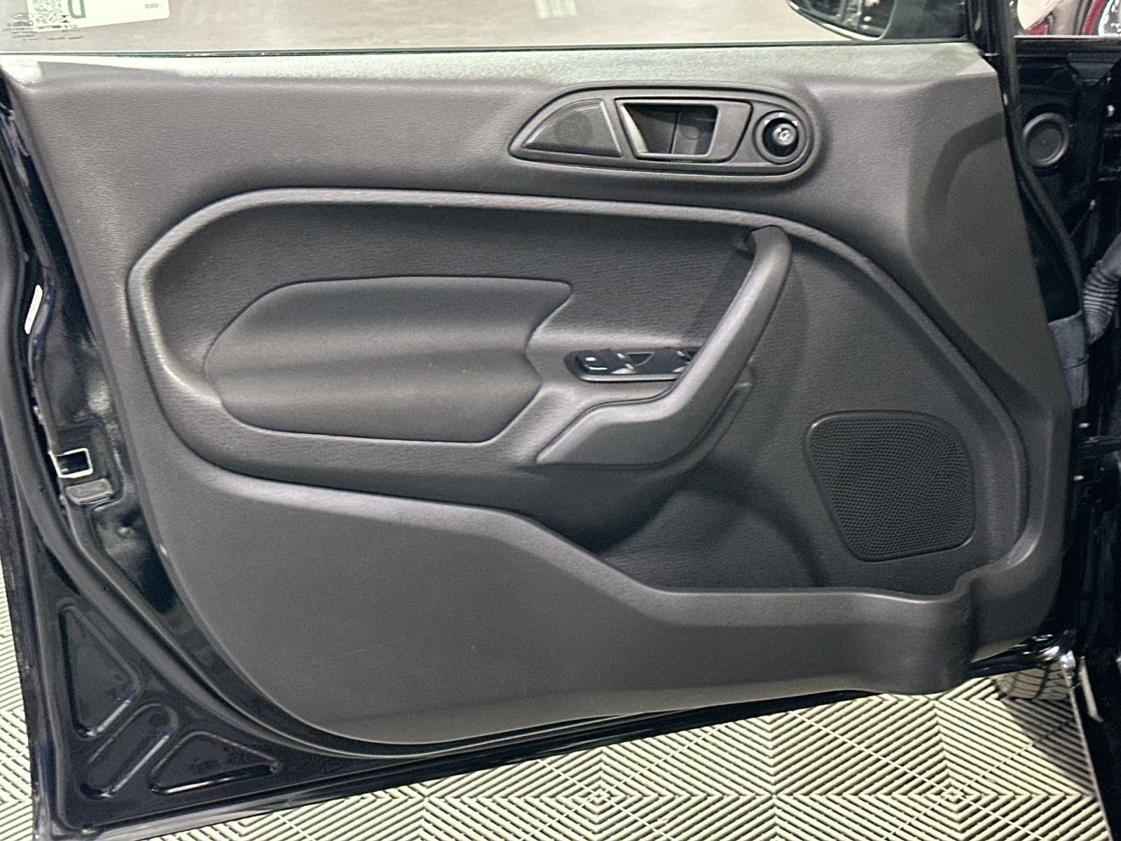 Used 2019 Ford Fiesta SE w/ Equipment Group 201A image 15