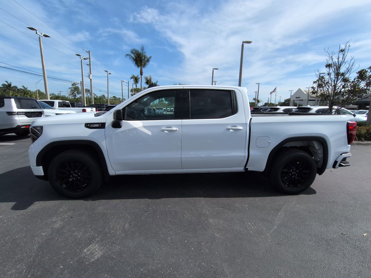 Used 2024 GMC Sierra 1500 Elevation RWD image 8