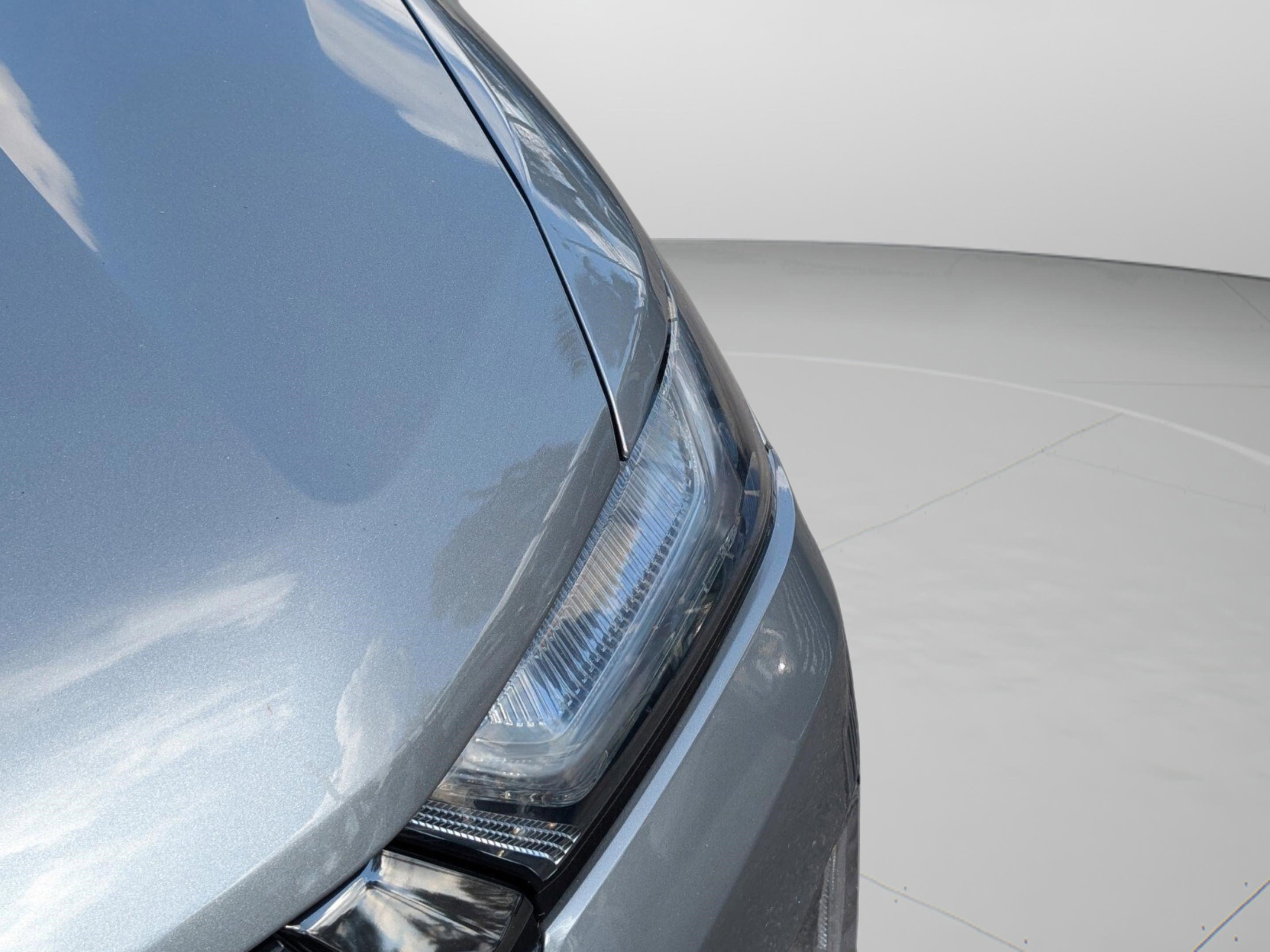 Used 2024 Chevrolet Traverse Premier w/ Redline Edition image 33