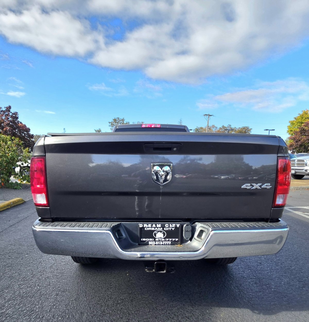 Used 2014 RAM 2500 Tradesman w/ Chrome Appearance Group AWD/4WD image 9