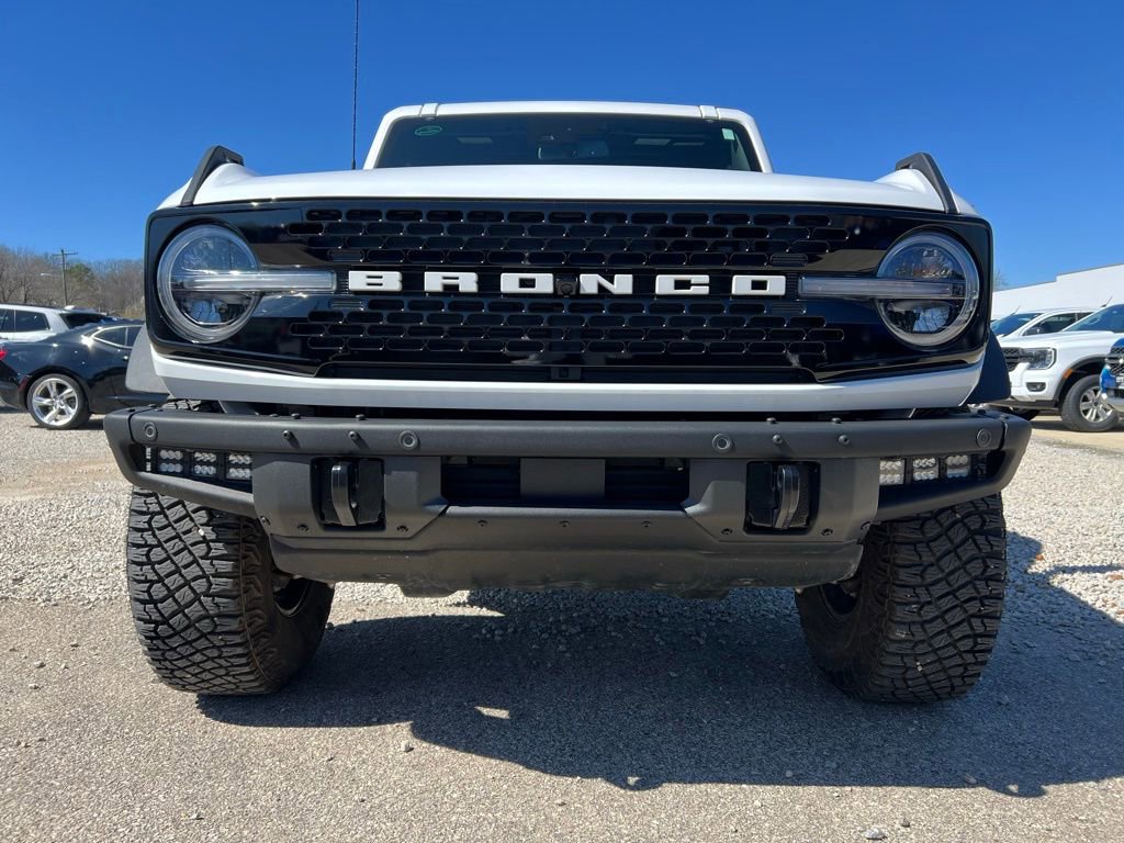 Used 2024 Ford Bronco Wildtrak image 3