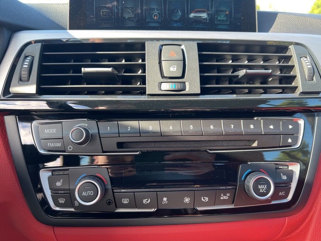 Used 2017 BMW 430i Convertible image 18