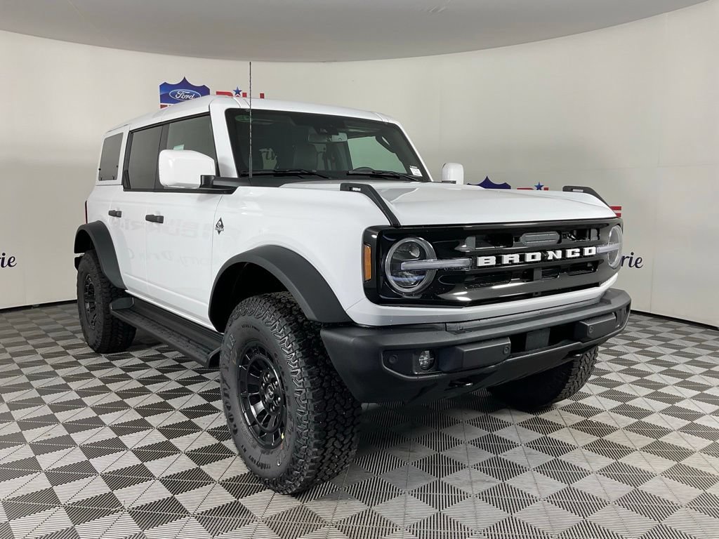 New 2026 Ford Bronco Outer Banks w/ Sasquatch Package