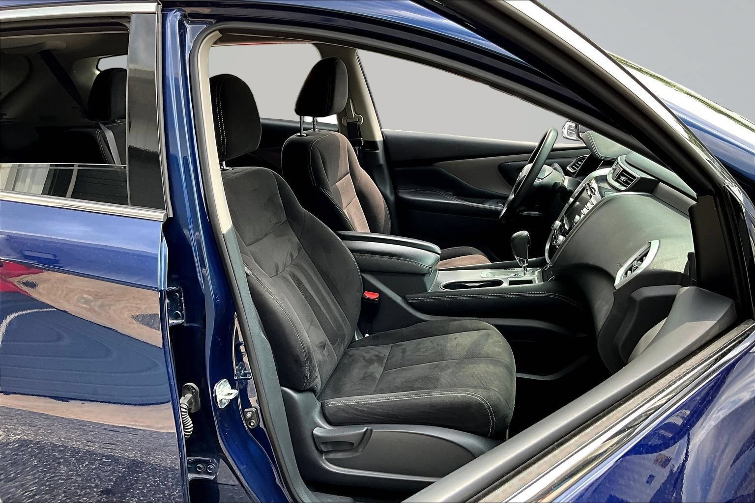 Used 2019 Nissan Murano S FWD image 25