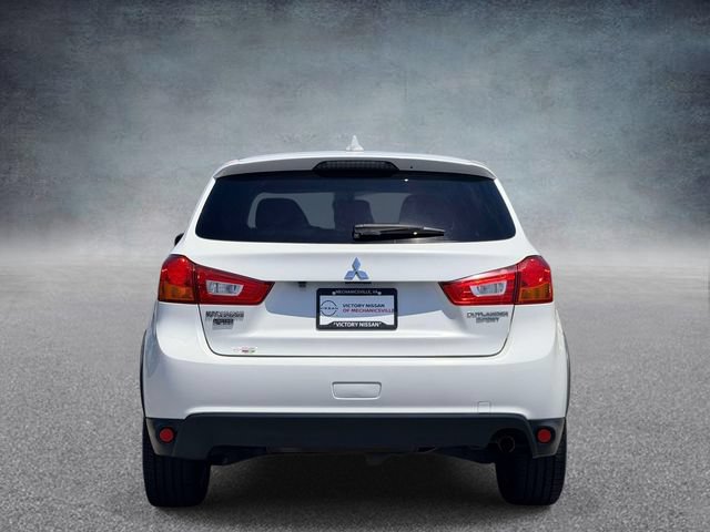 Used 2017 Mitsubishi Outlander Sport LE AWD/4WD image 3