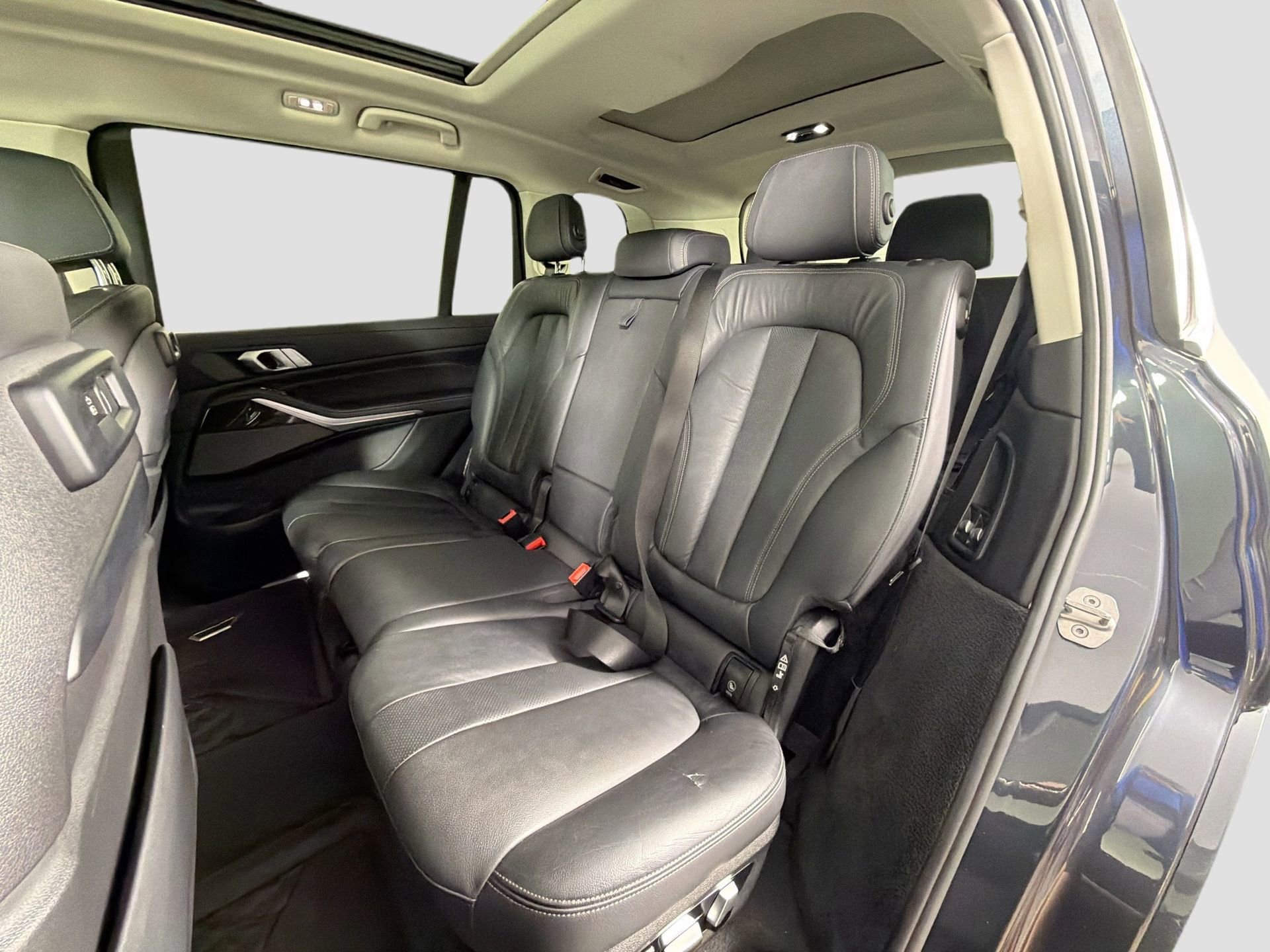 Used 2019 BMW X7 xDrive40i w/ Premium Package image 26