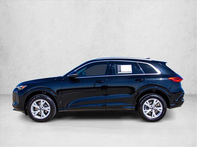 Certified 2025 Audi Q5 Premium w/ Convenience Package image 8