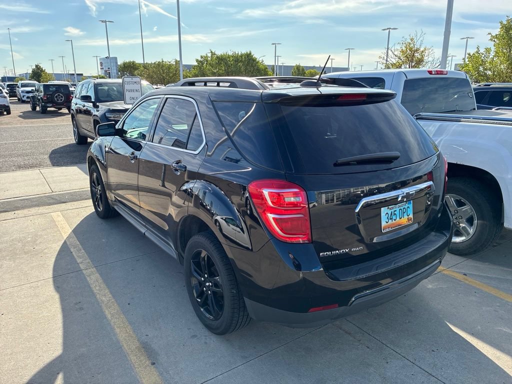 Used 2017 Chevrolet Equinox LT w/ Midnight Edition AWD/4WD image 3