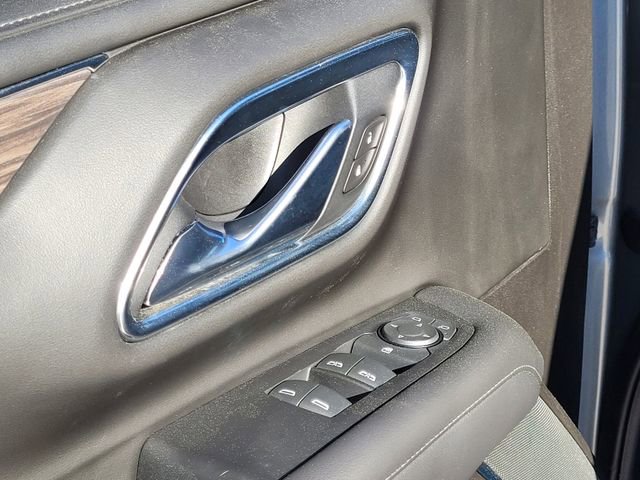 Used 2021 Chevrolet Suburban LS w/ Driver Alert Package image 22