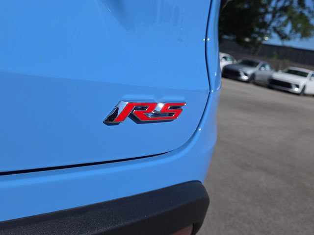 Used 2024 Chevrolet Trax RS w/ Sunroof Package FWD image 33
