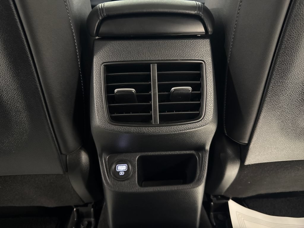 Used 2023 Kia Seltos S w/ Navigation Package AWD/4WD image 38