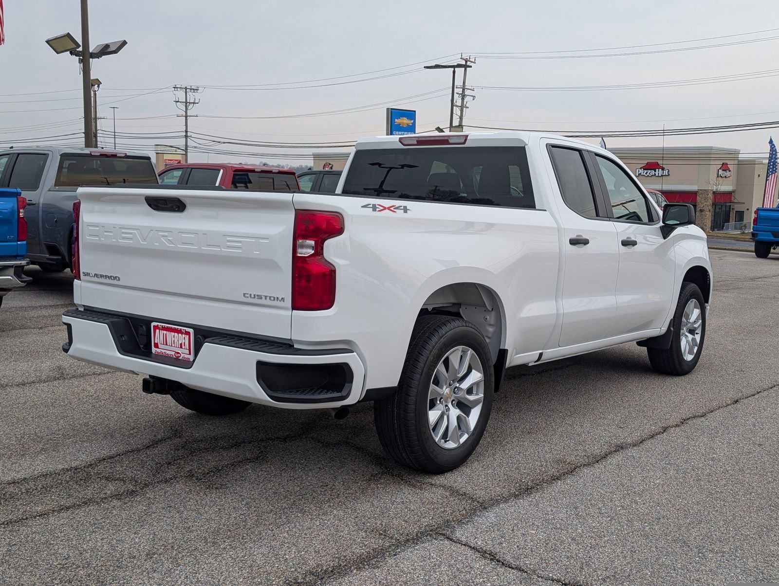 New 2026 Chevrolet Silverado 1500 Custom image 3