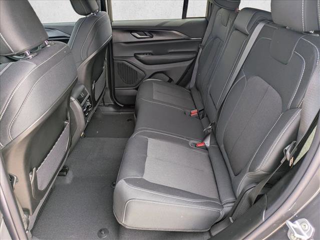 New 2026 Jeep Grand Cherokee Laredo X AWD/4WD image 15