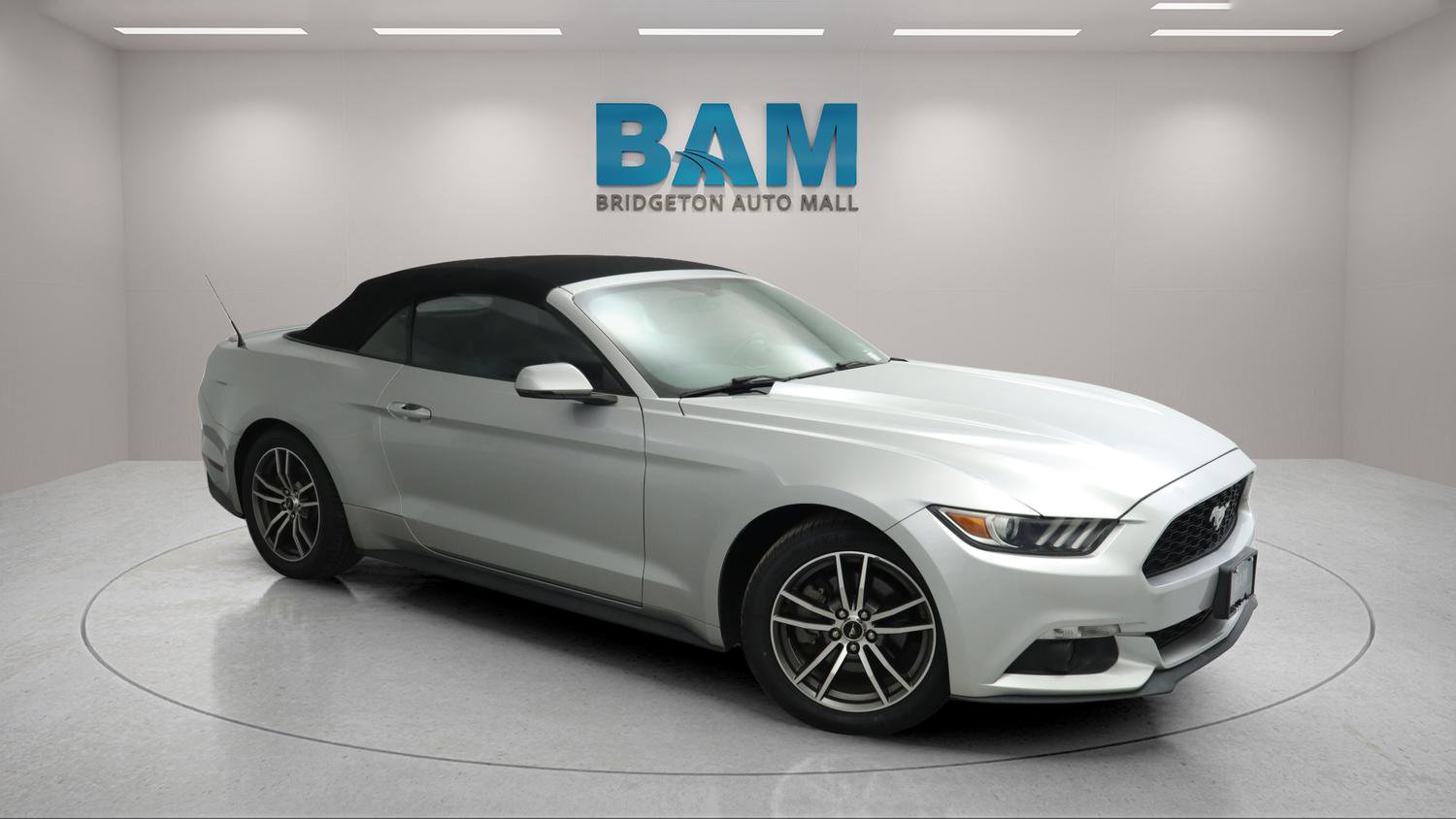 Used 2016 Ford Mustang Premium image 1