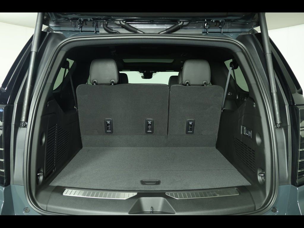 New 2026 Chevrolet Suburban RST w/ Advanced Technology Package image 15