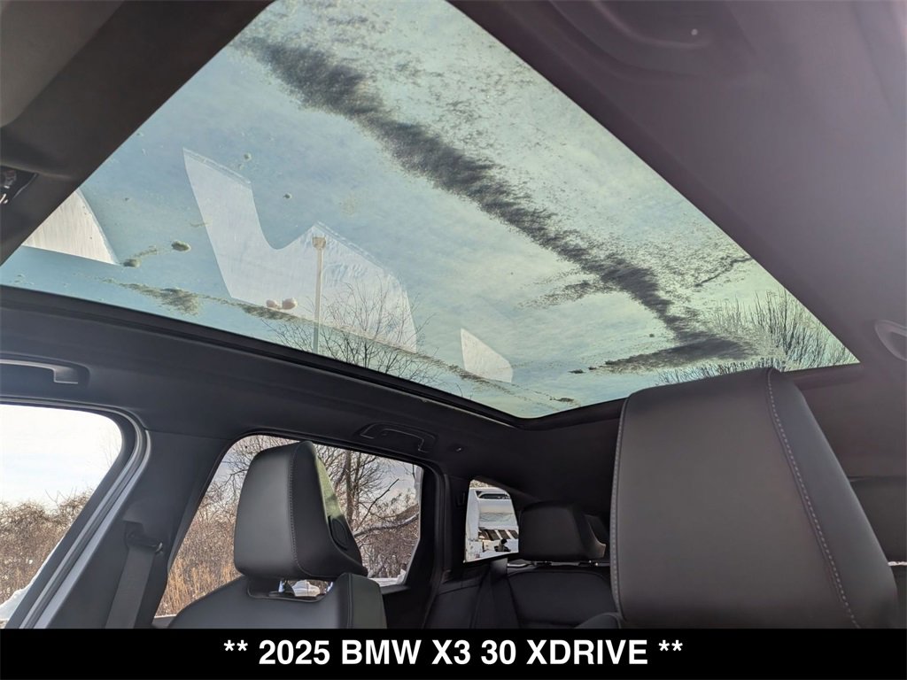 Used 2025 BMW X3 xDrive30i w/ Convenience Package image 15